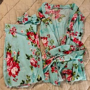 Maternity Floral Robe and Swaddle Set